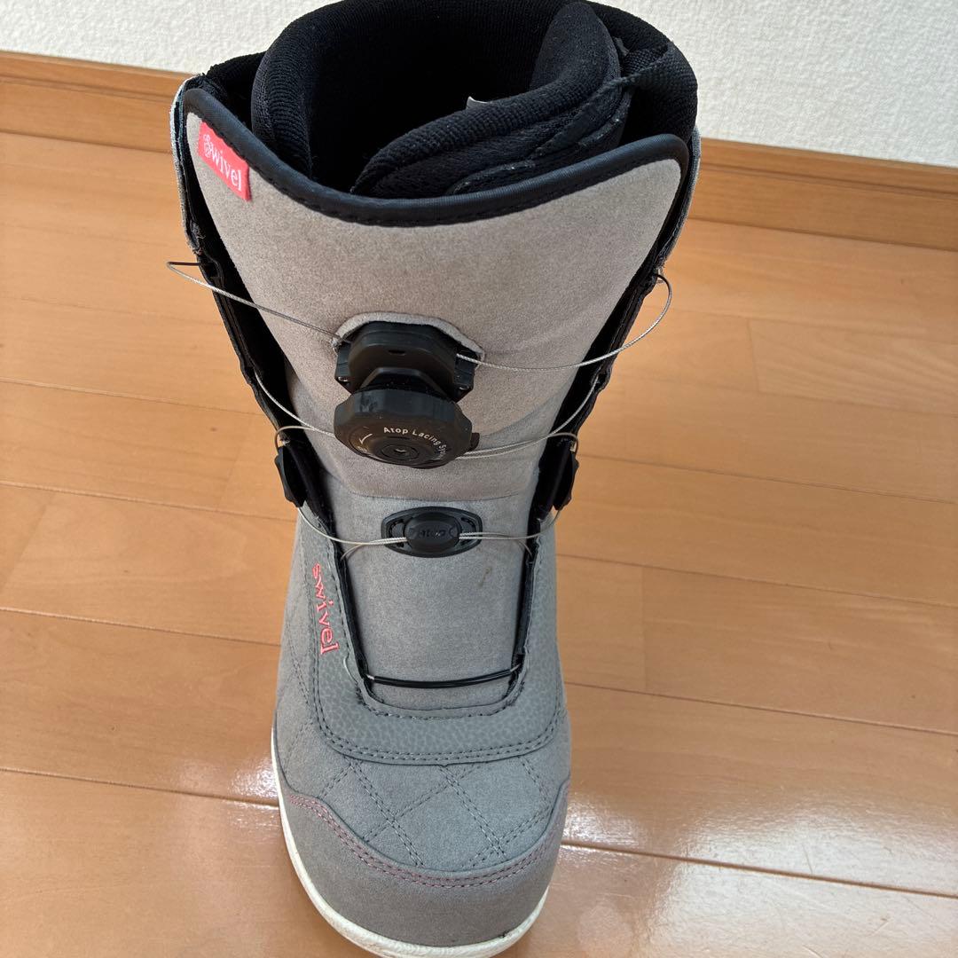2回使用　スノーボードブーツ 24.5 ダイヤル式　swivel