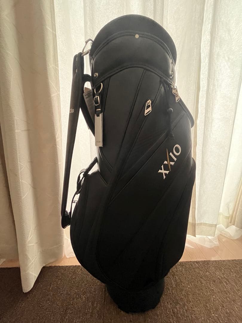 XXIO ブラック キャディバッグ