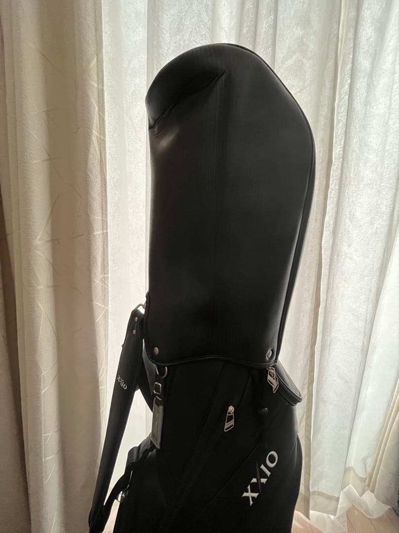 XXIO ブラック キャディバッグ
