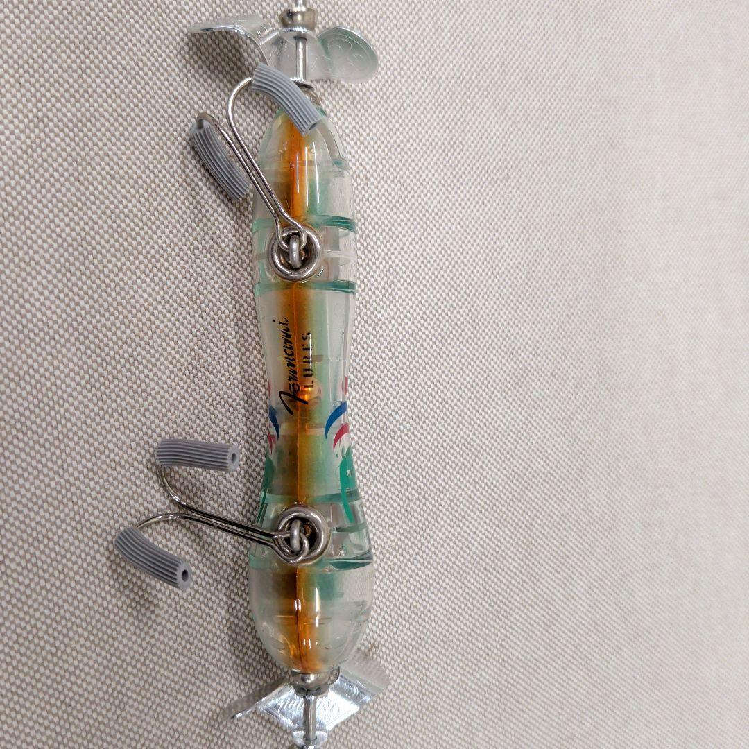 津波ルアーズ Tsunami Lures ４個セット トップ