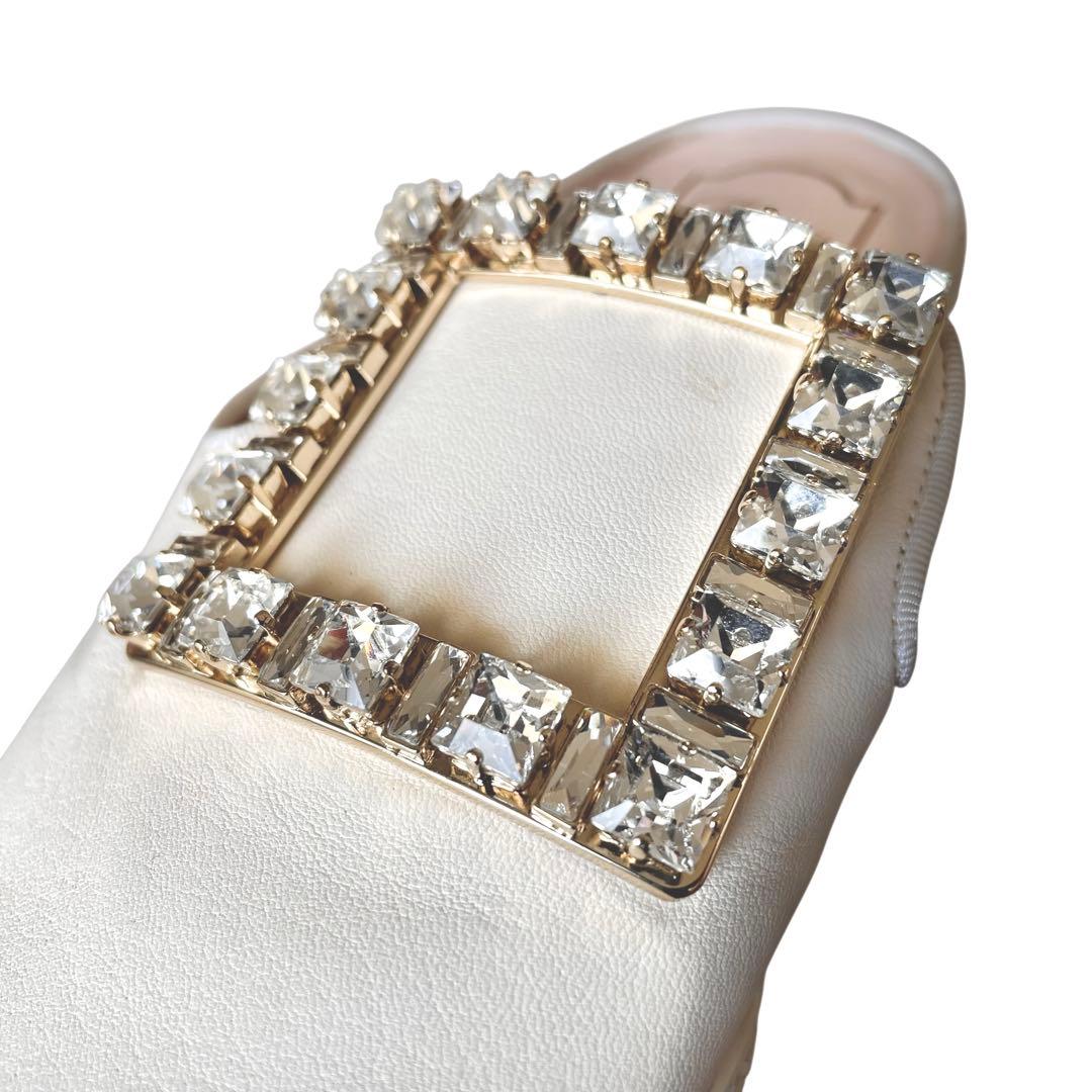 《未使用品》 ロジェヴィヴィエ ミュール ビジュ バックル ホワイト 37