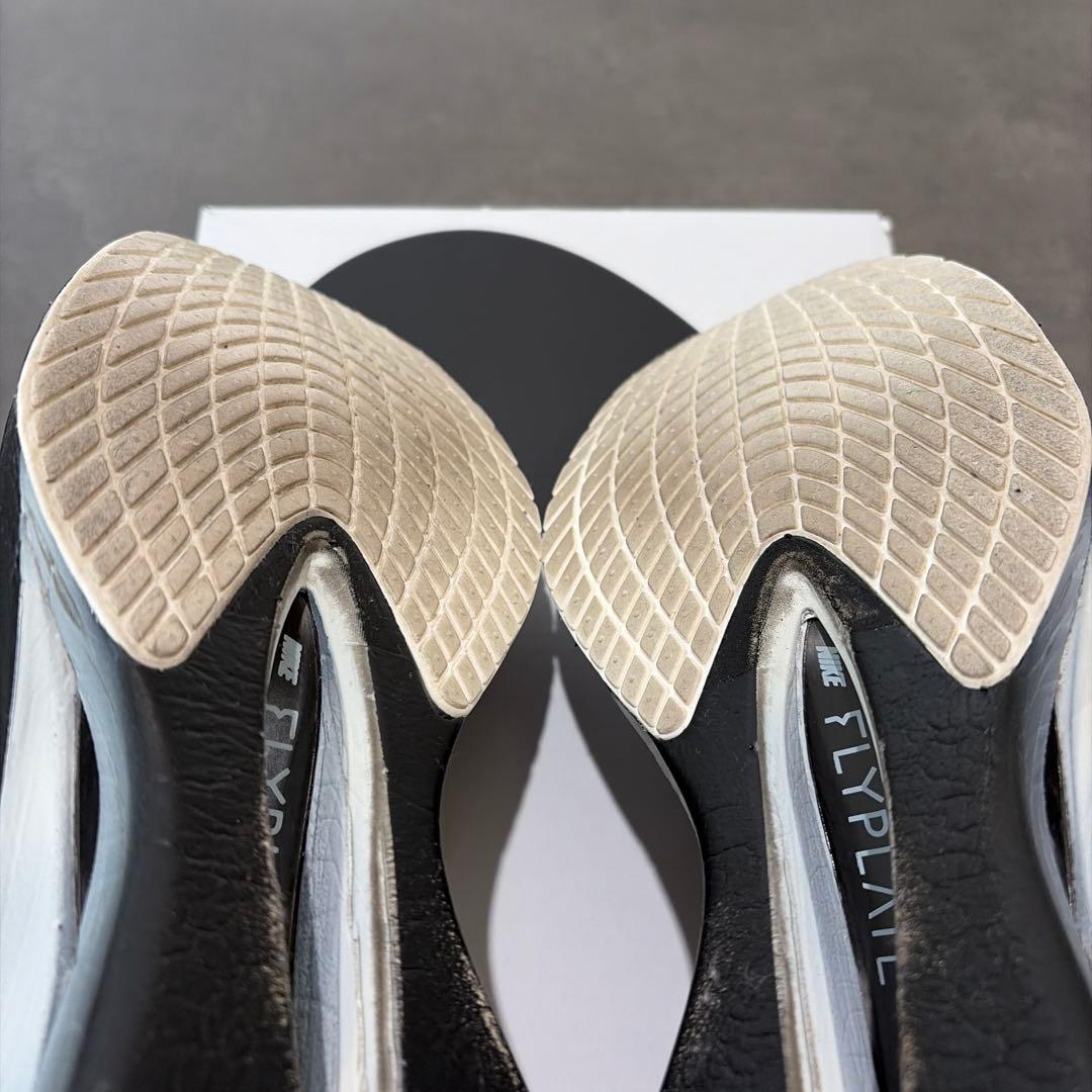 ナイキ ヴェイパーフライ 4 26.5cm