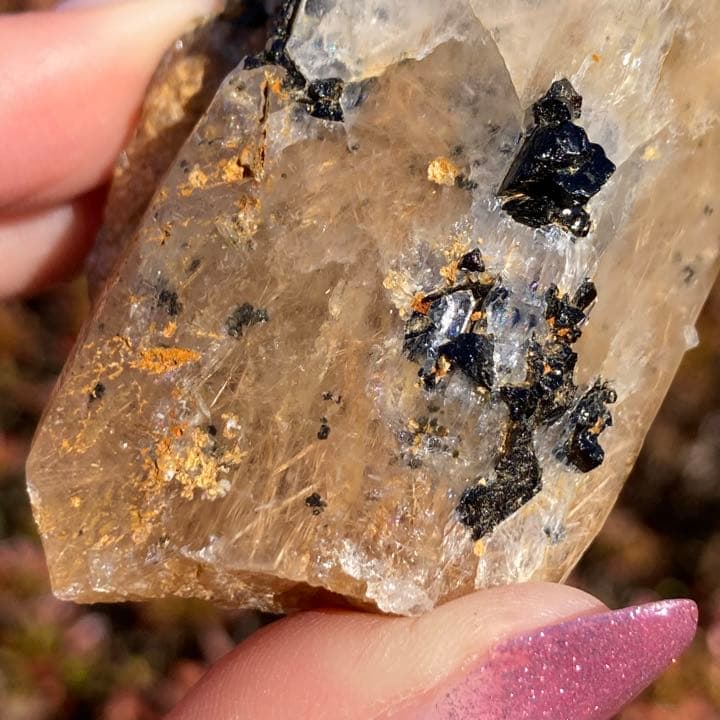 ガネーシュヒマール クォーツ 原石 アクチノライト クローライト