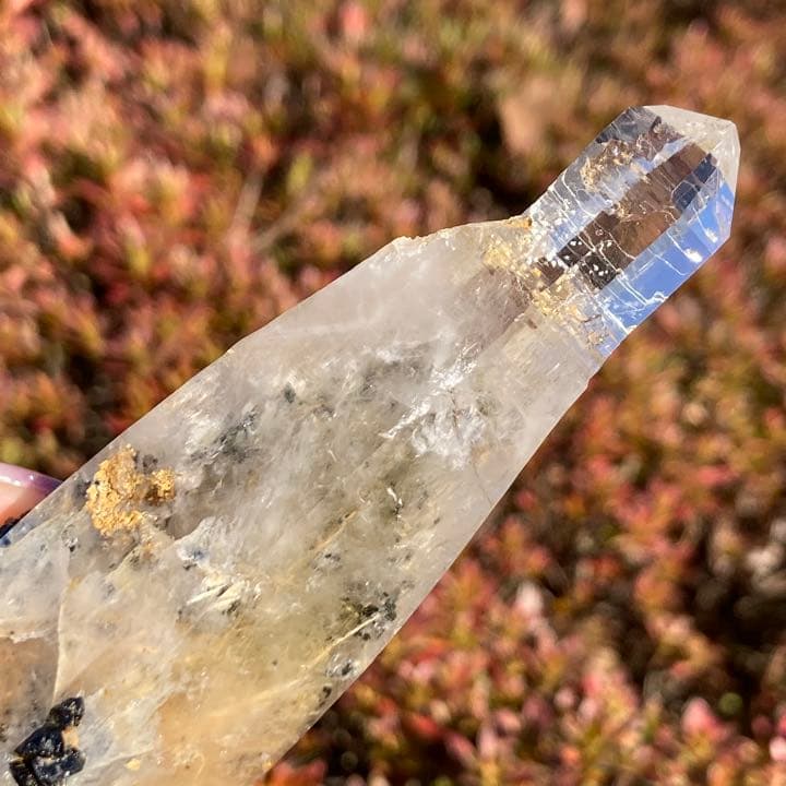 ガネーシュヒマール クォーツ 原石 アクチノライト クローライト