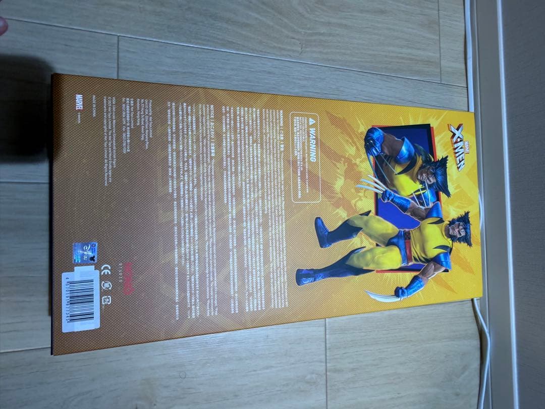 炎スタジオ ウルヴァリン　フィギュア　ホットトイズ　エックスメン