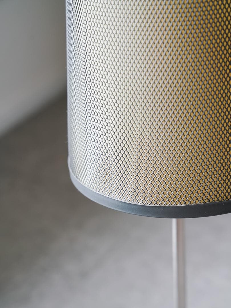 90's vintage メタルメッシュ 照明 スタンドライト ポストモダン