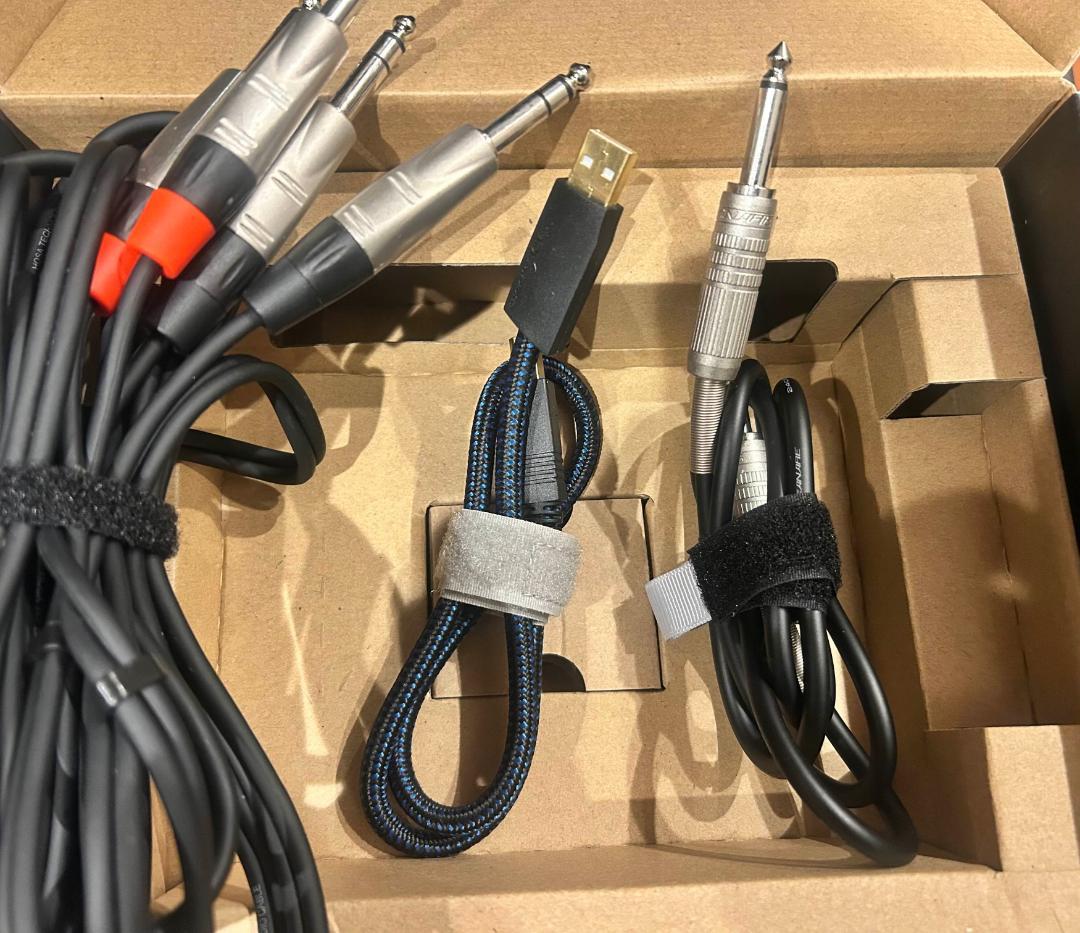 ROLAND VT4 ボーカル・エフェクター AT2020マイク