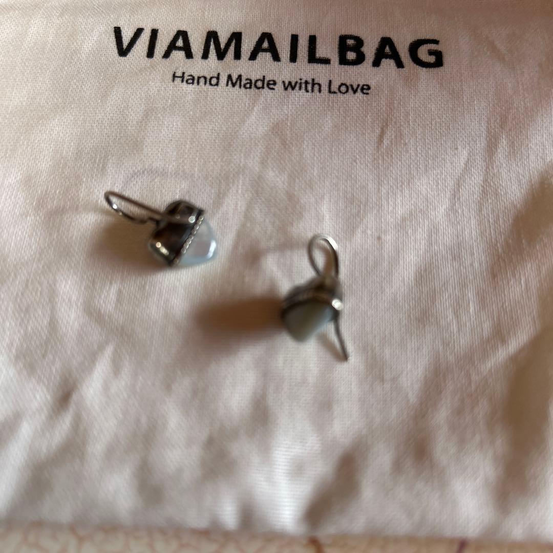 EYE LOVE YOU ピアス ホワイト