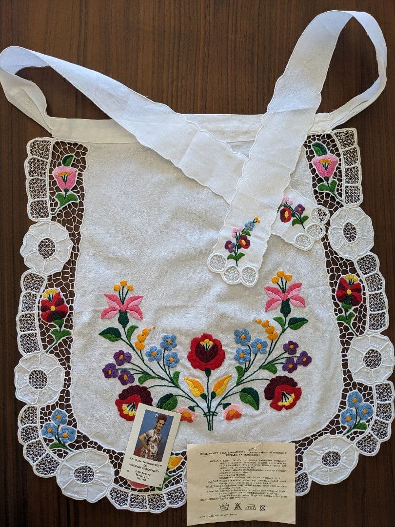 80's ビンテージエプロン ハンガリー刺繍 フォークダンス用