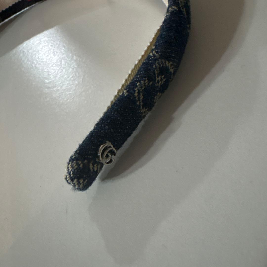 GUCCI デニム ヘアバンド ロゴ入り - メルカリ