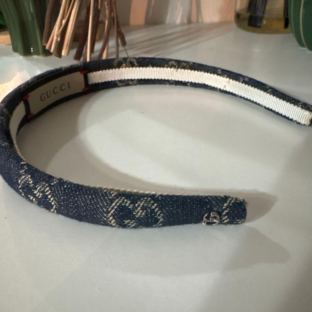 GUCCI デニム ヘアバンド ロゴ入り - メルカリ