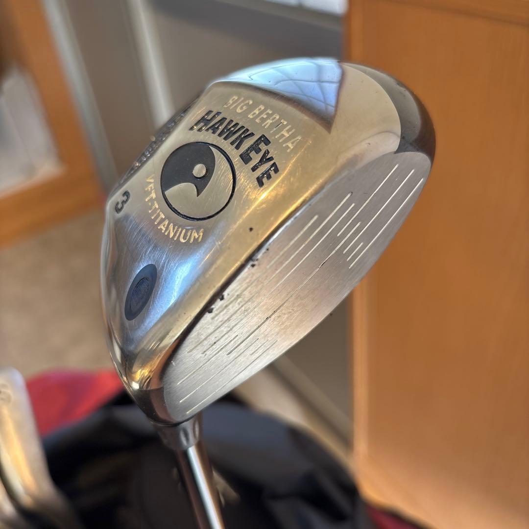 ゴルフクラブ一式（計13本）＋キャディバッグ＋小物のフルセットです。