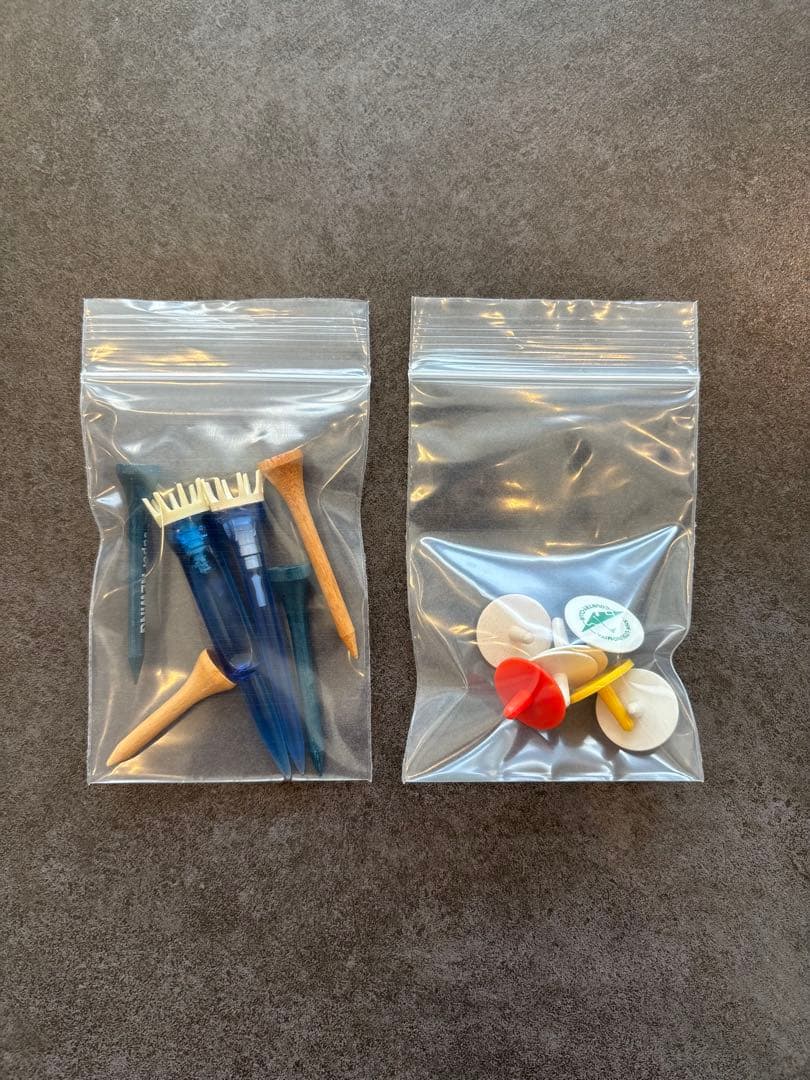 ゴルフクラブ一式（計13本）＋キャディバッグ＋小物のフルセットです。