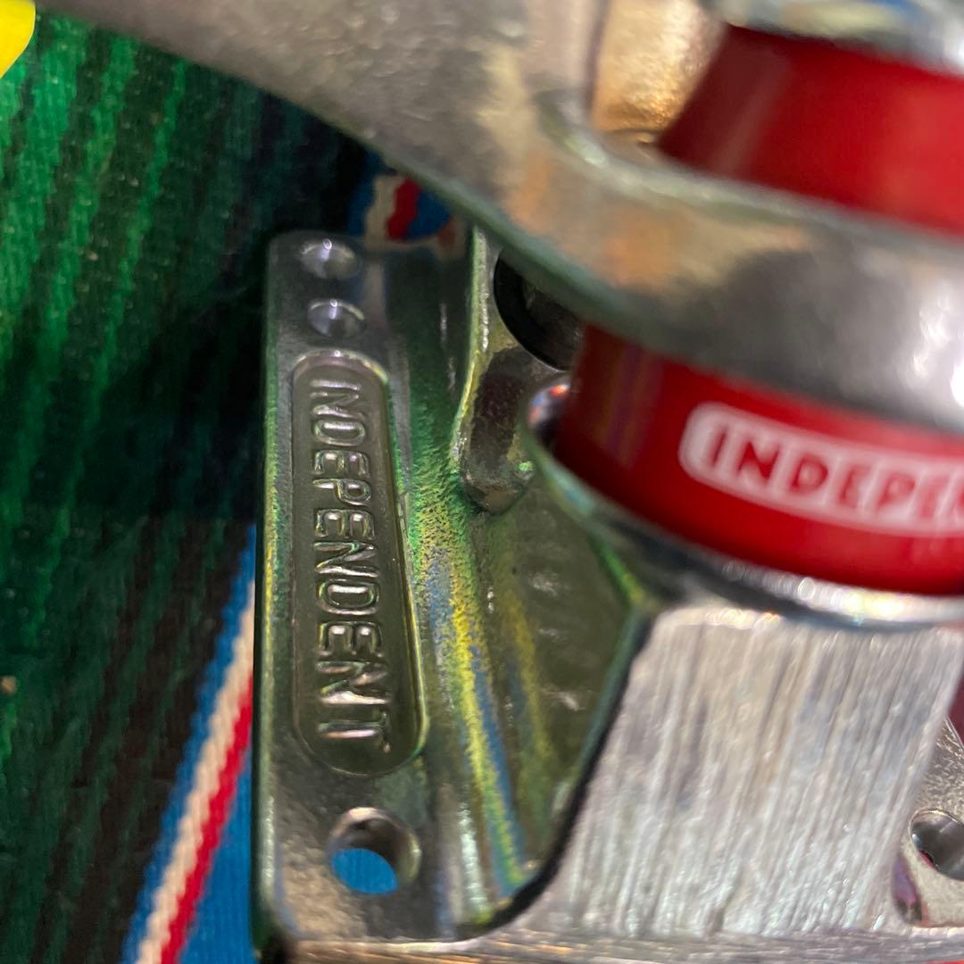 INDEPENDENT スケートボードトラック シルバー136