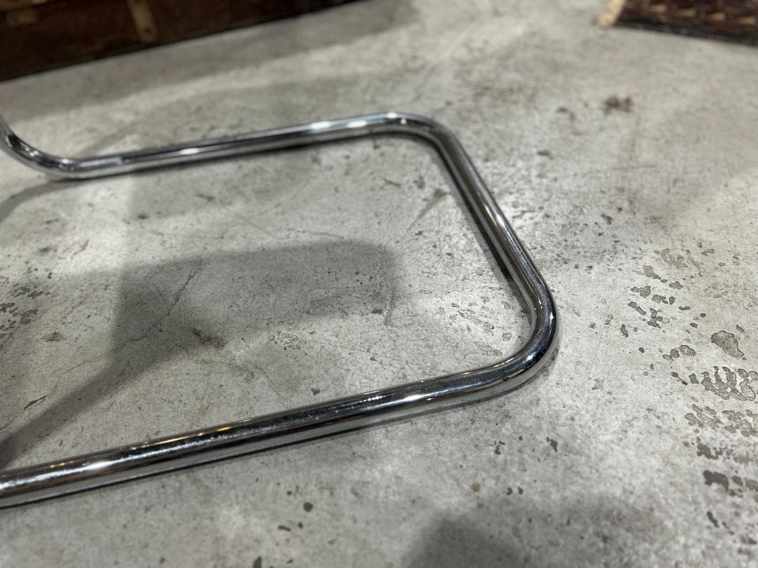 【美品】ダイニングチェア①　キャンチレバー　籠 ラタン　黒　ブラック