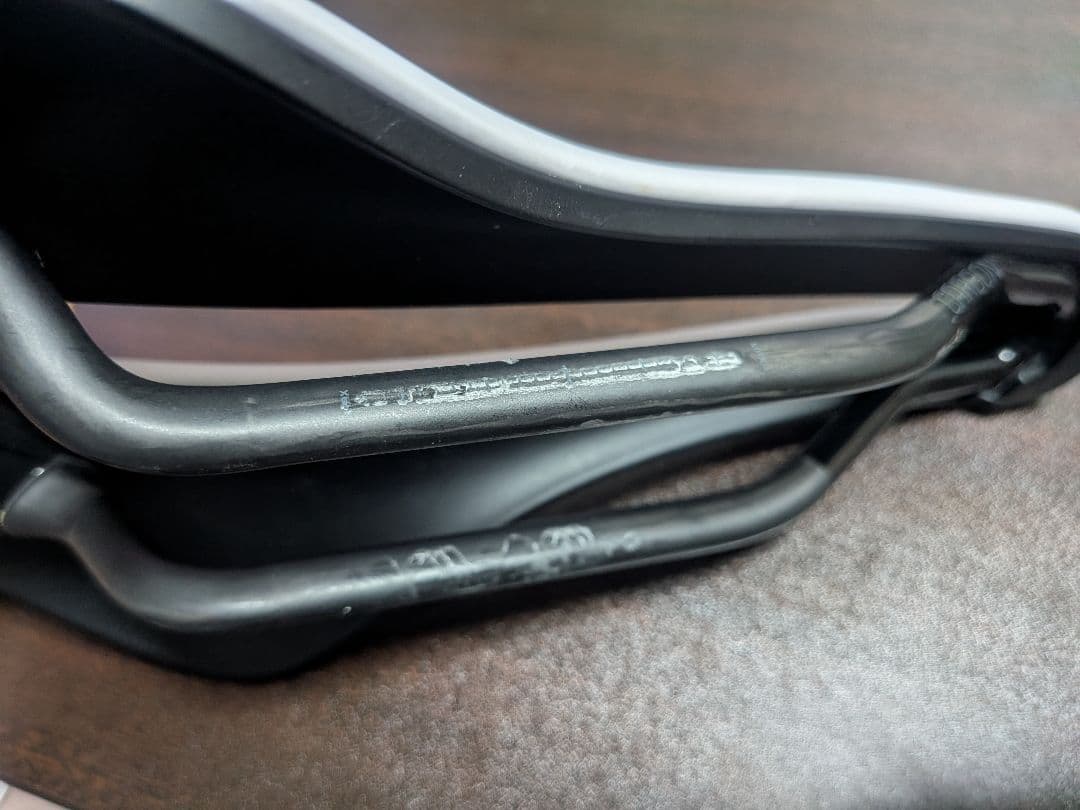 BONTRAGER AEOLUS PRO サドル 145mm ホワイト