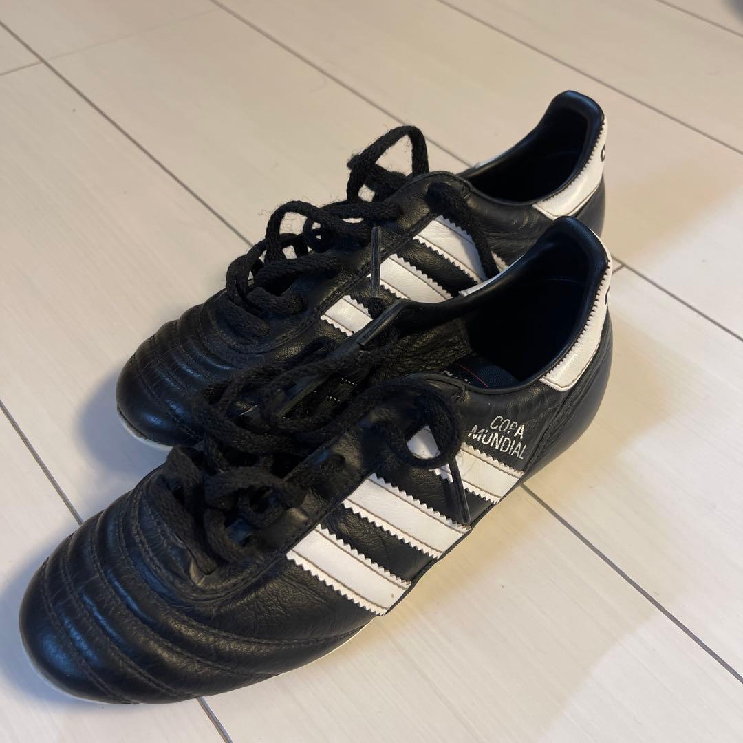 adidas コパムンディアル　22.5