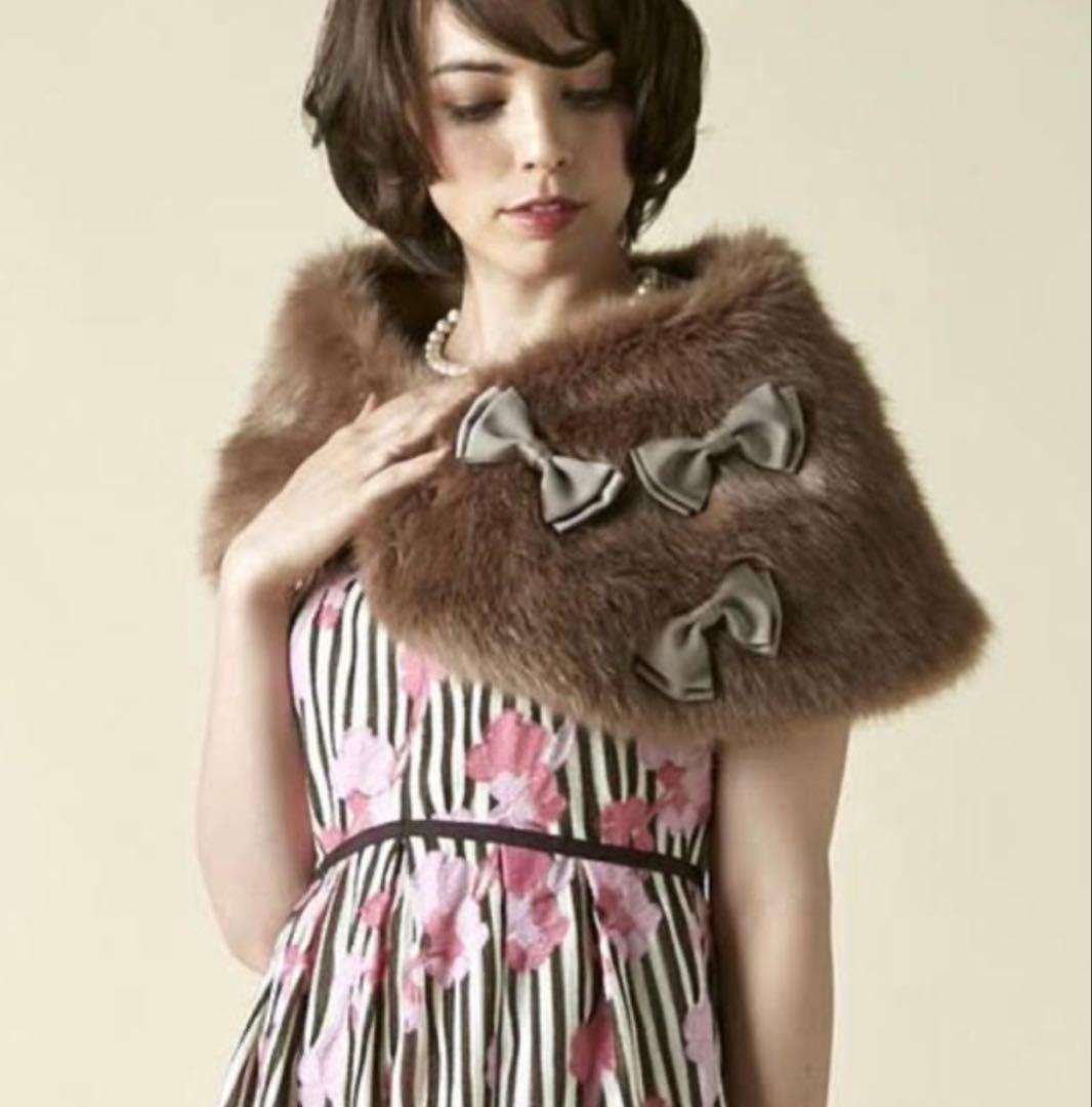 TOCCA/リボン付きフェイクファーショール/ブラウン/汚れスレなし