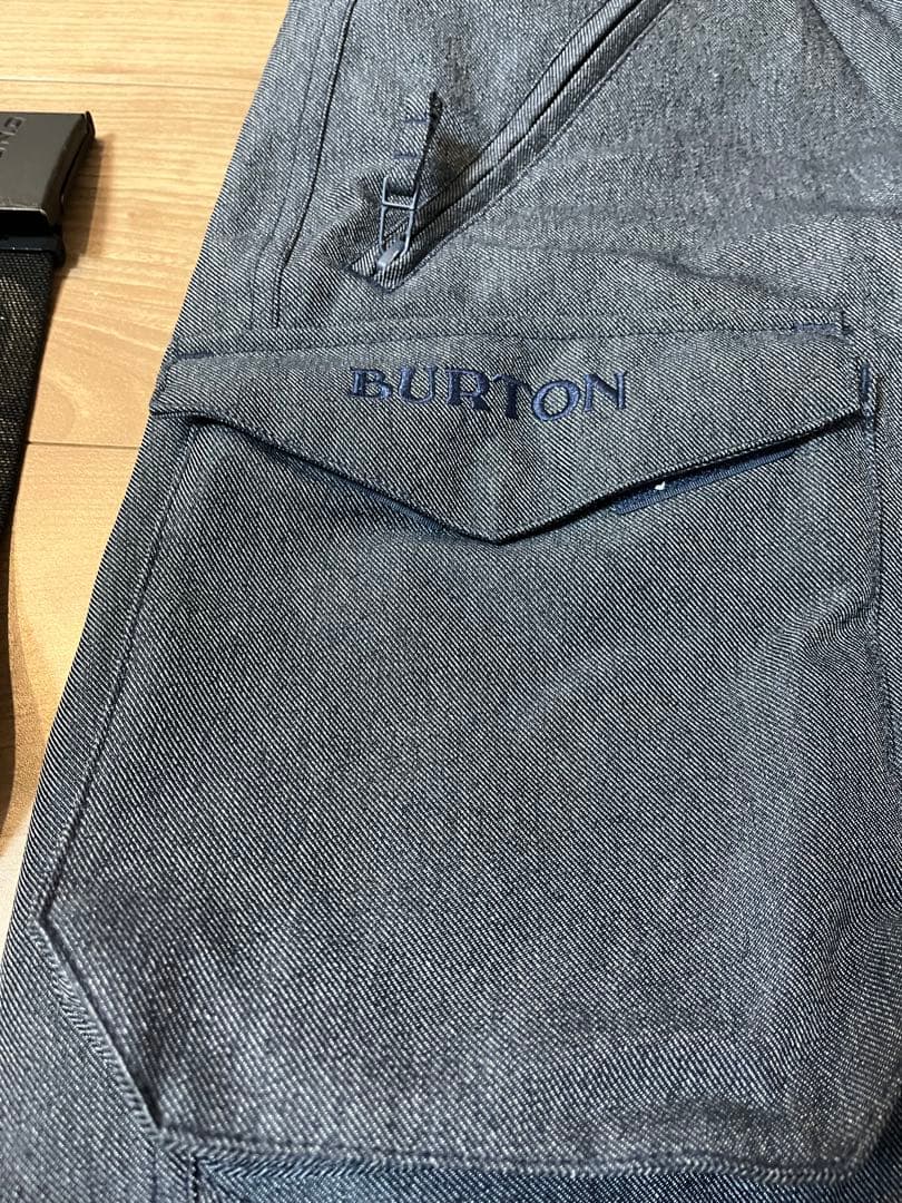 【美品】Burton スノーボードウェア　上下セット（O'NEILLベルト付き）