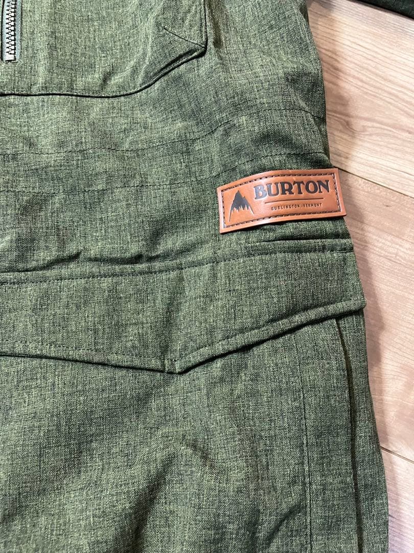 【美品】Burton スノーボードウェア　上下セット（O'NEILLベルト付き）