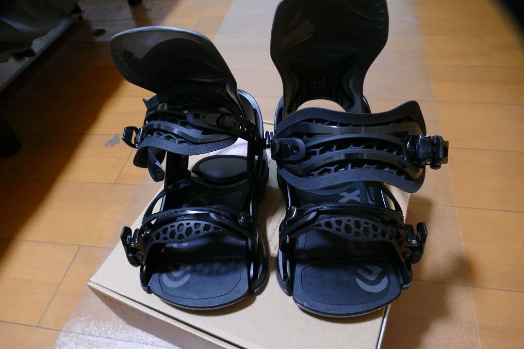 FLUX CV Mサイズスノーボードビンディング ブラック