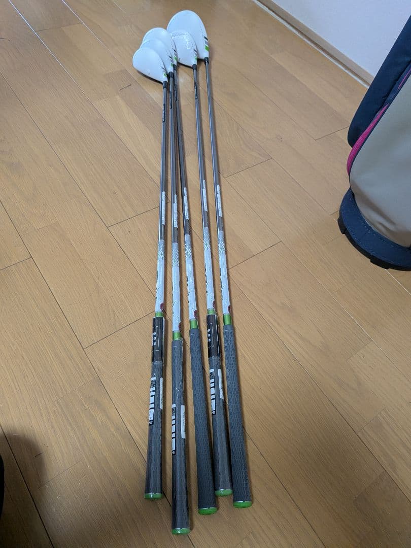 TaylorMade RocketBallz レディースクラブセット　未使用品有