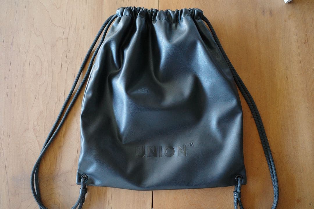 【つきたての餅】UNION Backpack M's Black Swan
