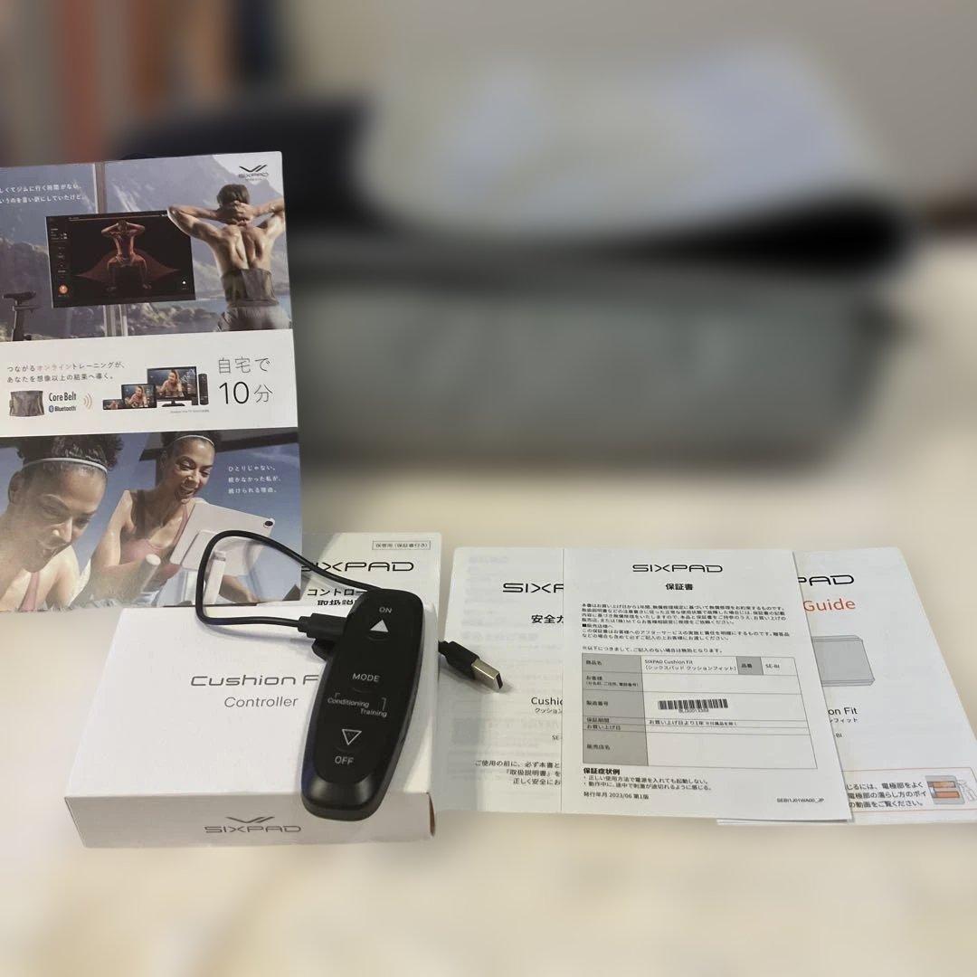 P*ん様 保証書付き！SIXPAD。余り出回らないエクササイズ！巻ける所なら何処