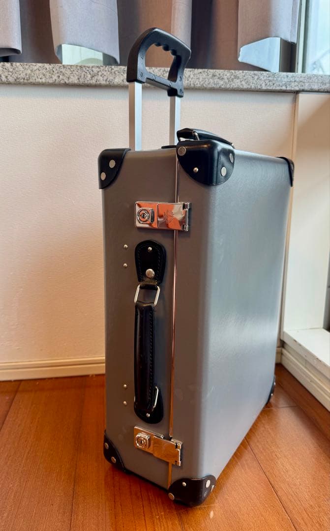 グローブトロッター　キャリーオン　イタリアcorso comoコラボグレイ