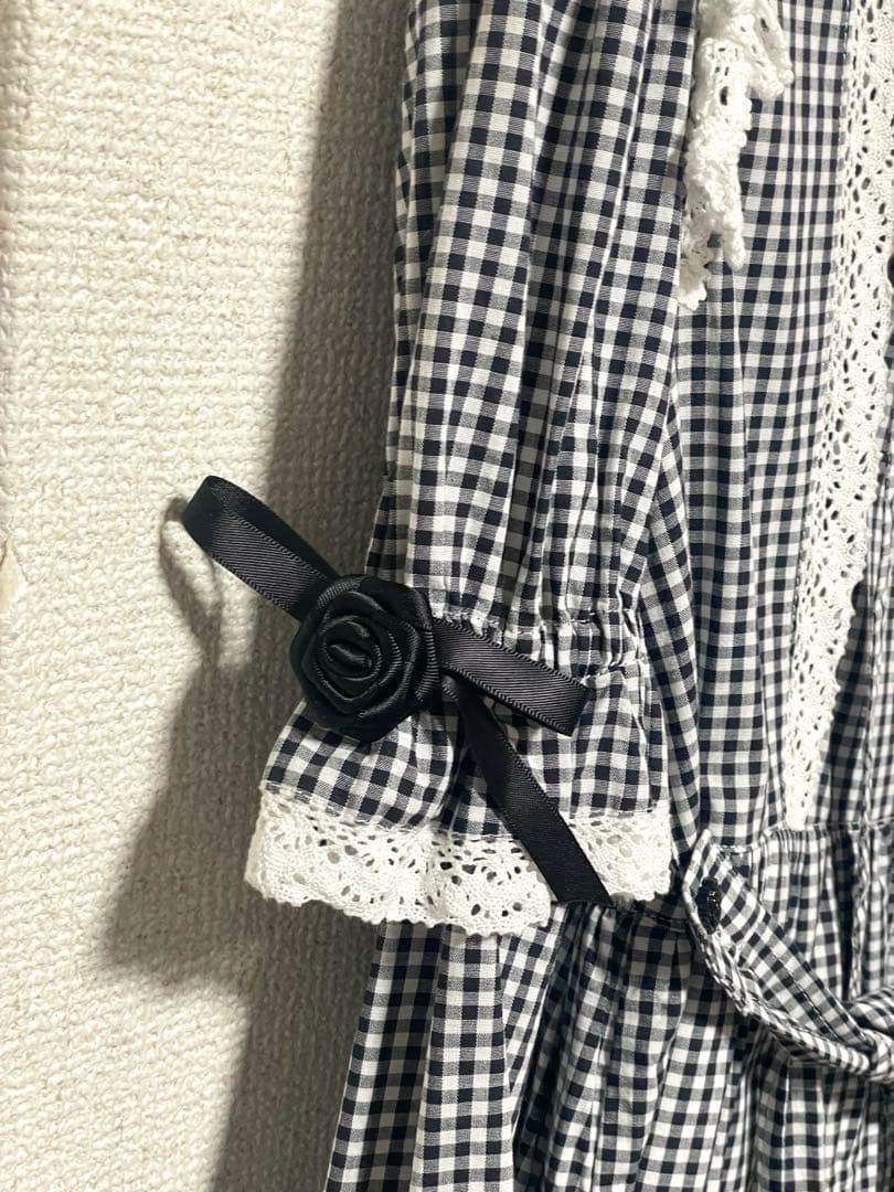 BABY 巻きバラドールワンピース　黒