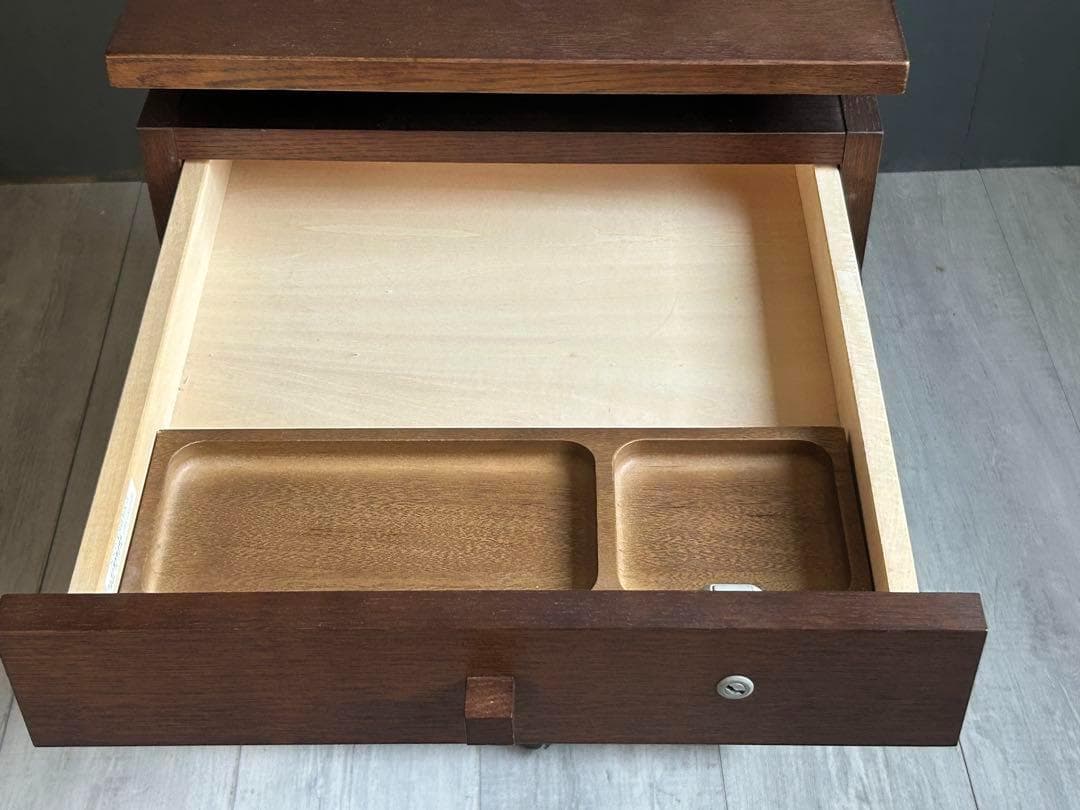 まりニャンのママ様　カリモク テーブル(SS4439)　ボナシェルタワゴン　YZ