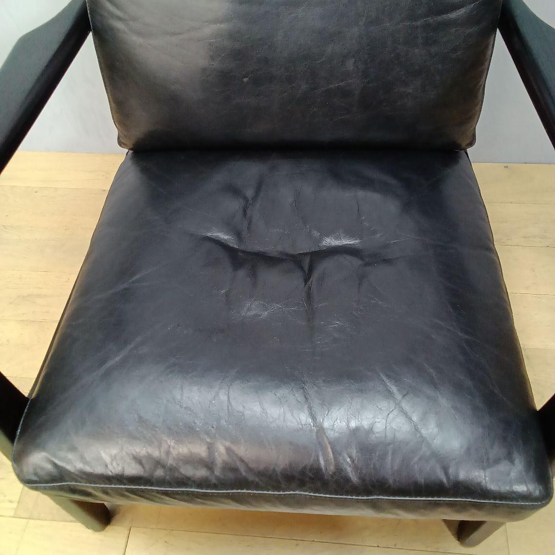 At Ease Leather & Ashwood Frame アームチェア④