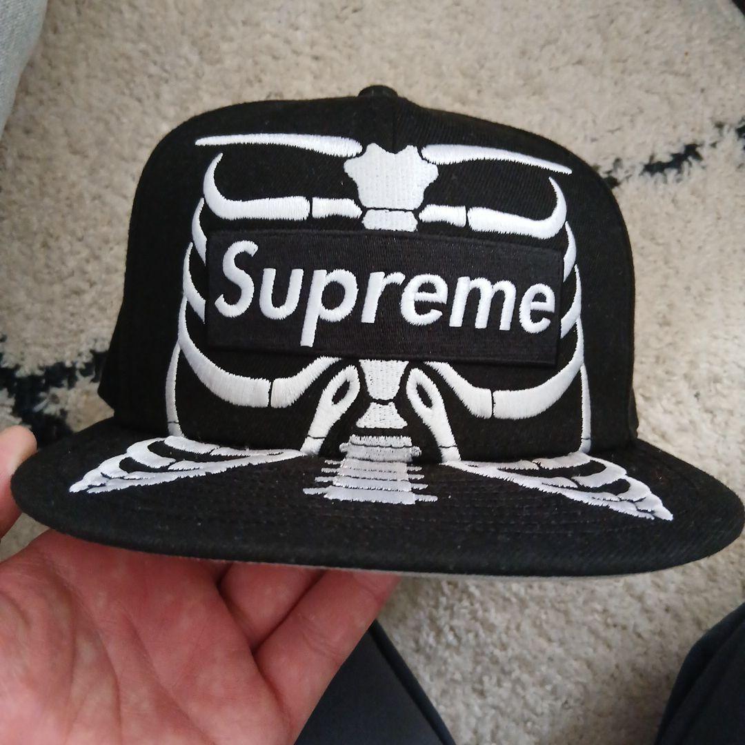 Supreme Bones Box Logo New Era® キャップ - メルカリ