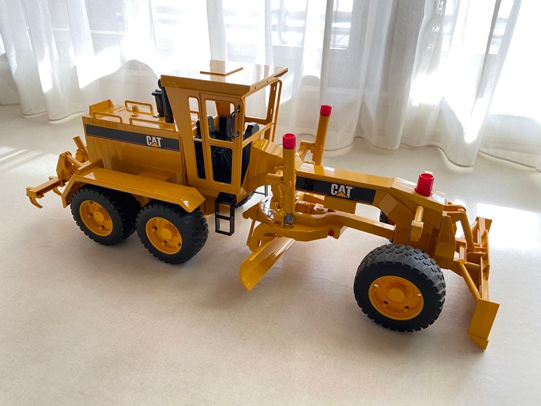 廃盤⭐︎bruder CATグレーダー⭐︎ドイツ ブルーダー社 モーター