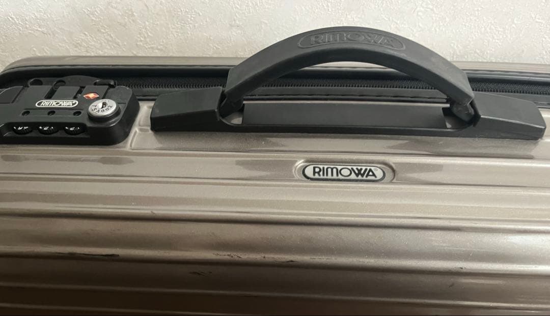 RIMOWA キャディーケース