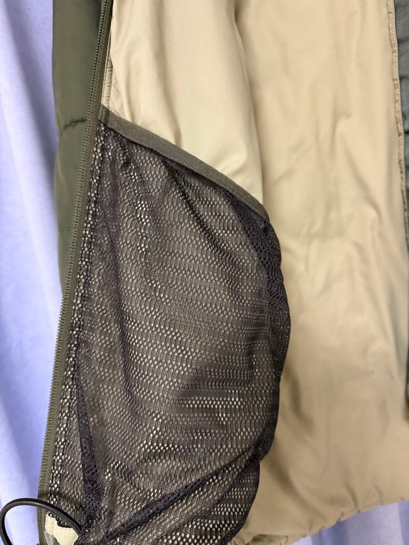 patagonia パタゴニア パフジャケット フード付き　ミリタリー