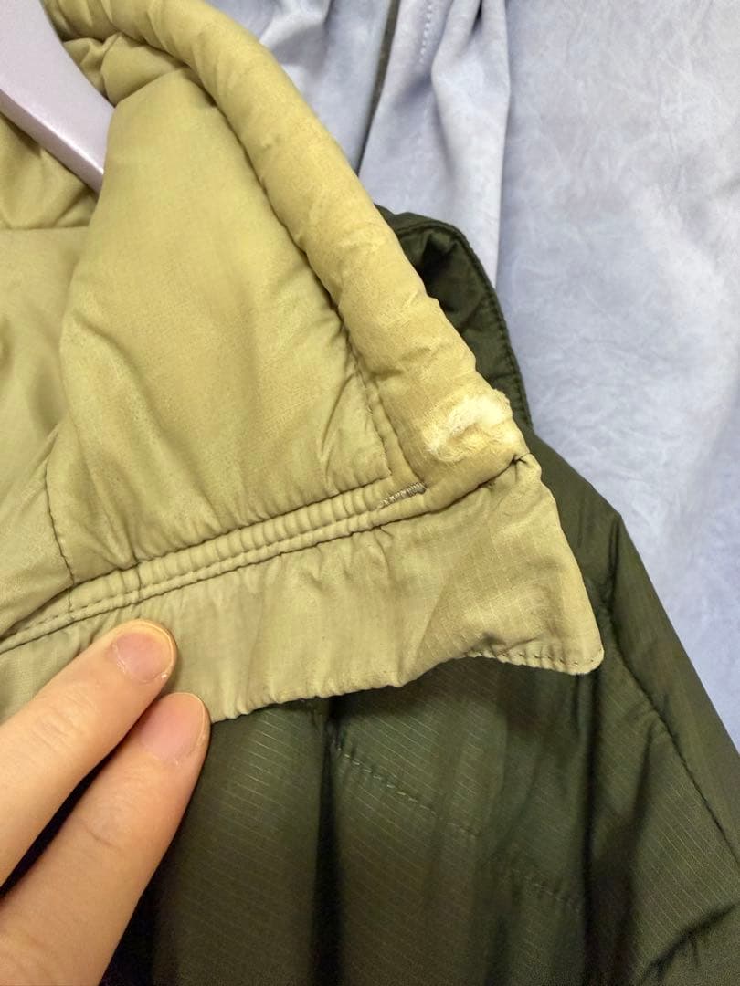 patagonia パタゴニア パフジャケット フード付き　ミリタリー