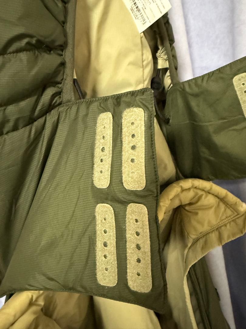 patagonia パタゴニア パフジャケット フード付き　ミリタリー