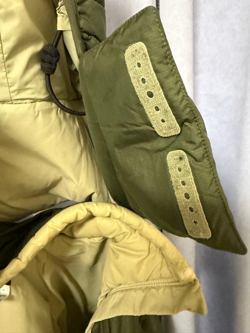 patagonia パタゴニア パフジャケット フード付き　ミリタリー