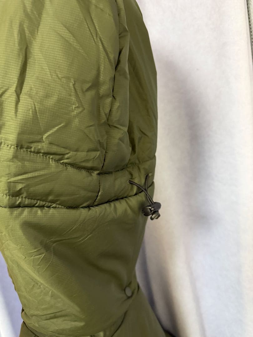 patagonia パタゴニア パフジャケット フード付き　ミリタリー