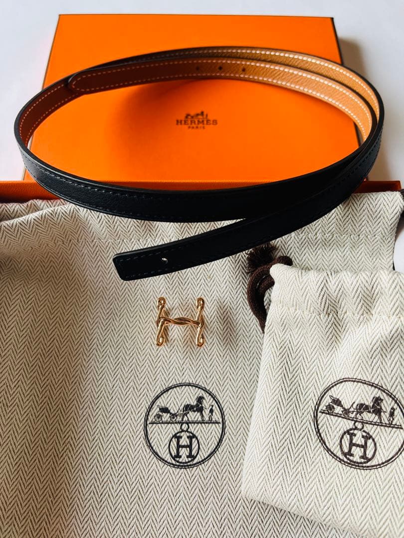 【新品未使用】HERMES　エルメス　リバーシブルベルト　ゴールド　黒　13mm