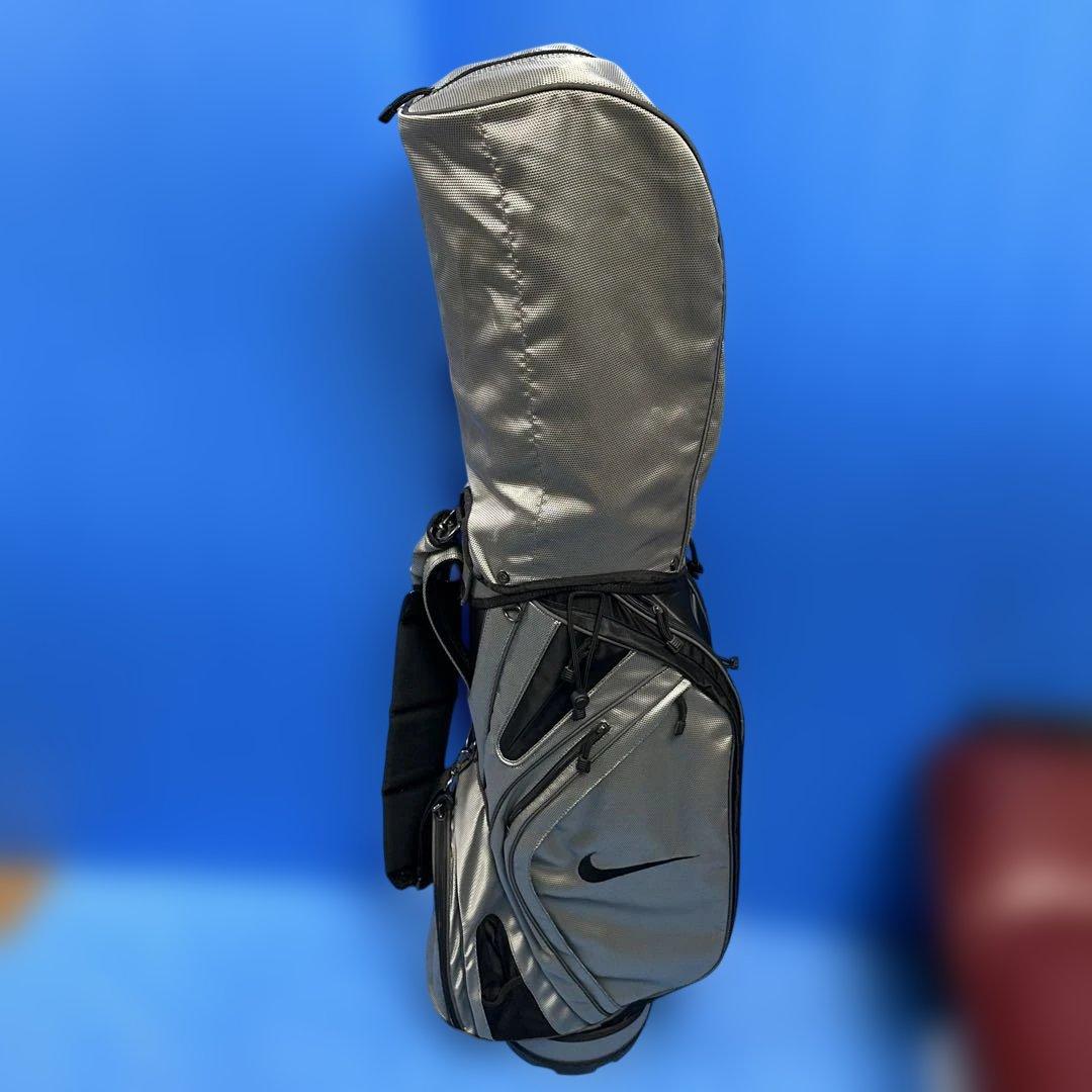 Nike ゴルフキャディバッグ シルバー 年末値下げ中
