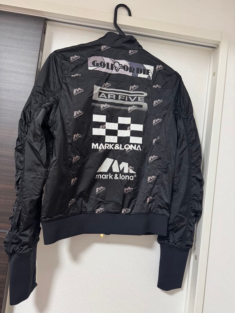 マークアンドロナ