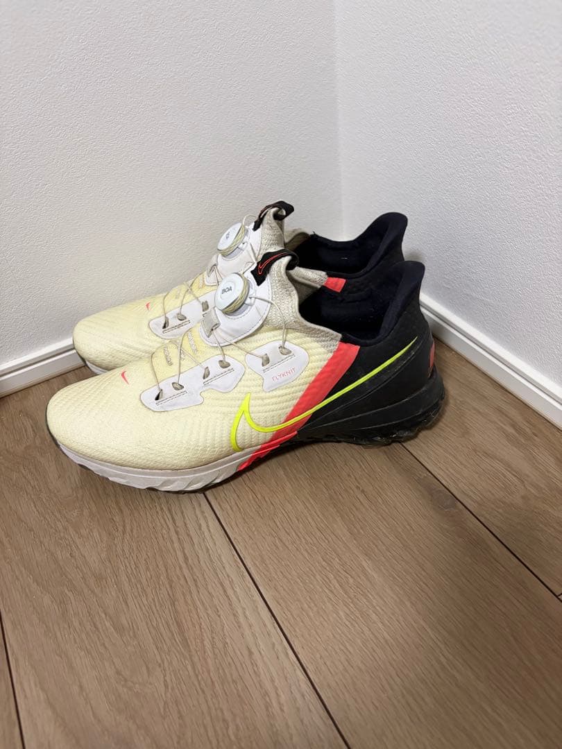 ツアーズームインフィニティ　NIKEゴルフ