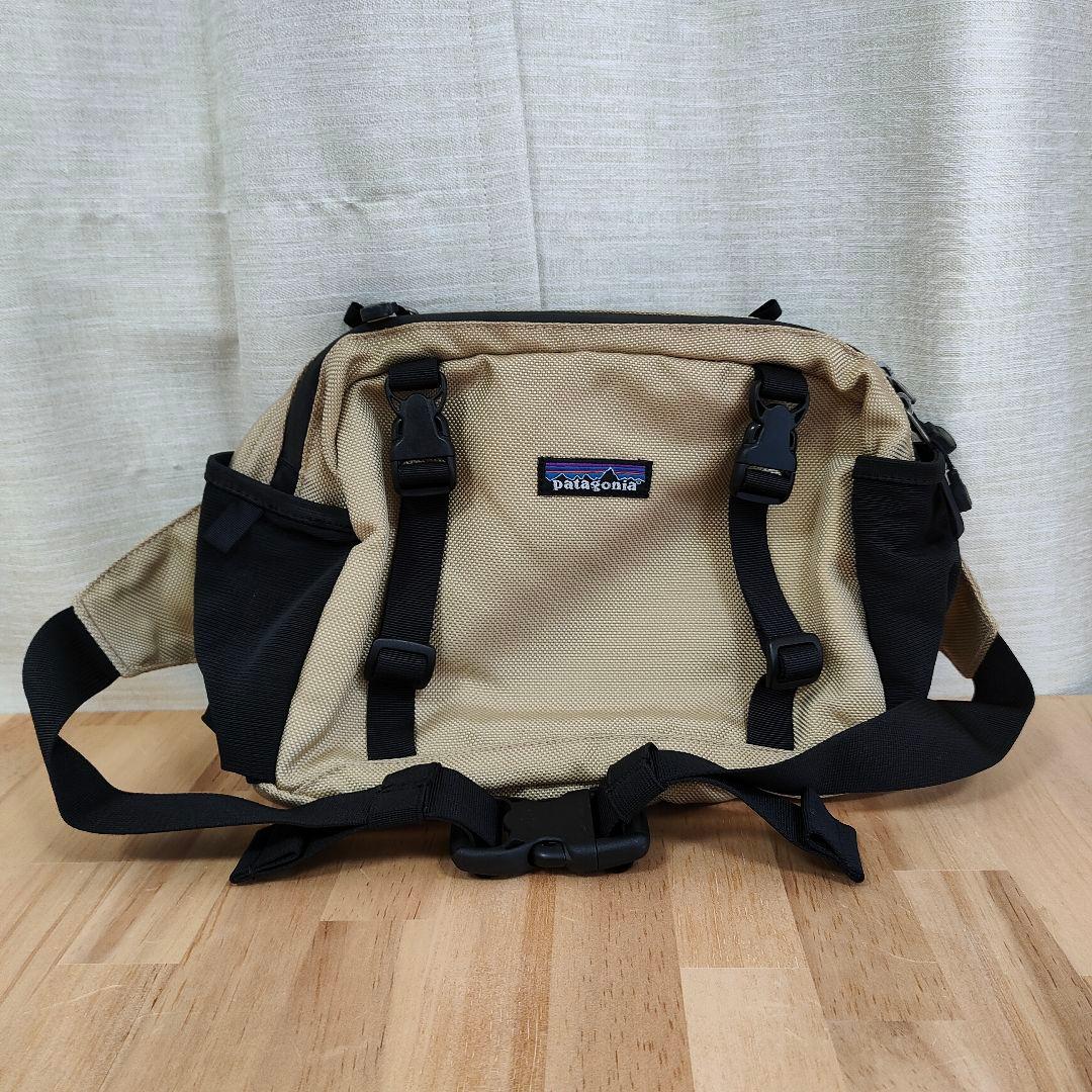 パタゴニア スーパーベガ トラベルミニ ベージュ ウエストバッグ