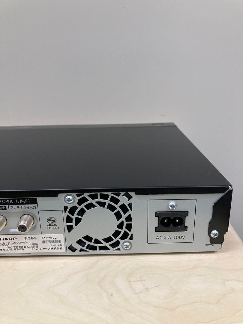 めっちゃ綺麗　シャープ　AQUOS ブルーレイ　BD-W 580
