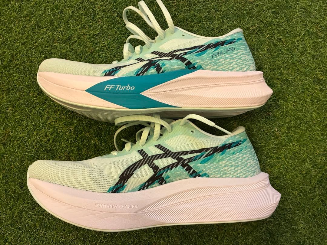 3連休割アシックス MAGIC SPEED 4 26.0cm マジックスピード4