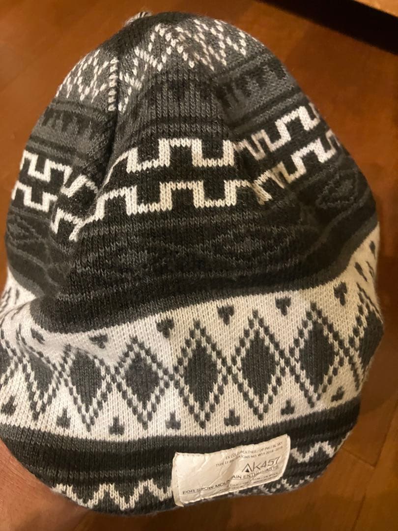 d*9様 Burton ak457 ビーニー - メルカリ