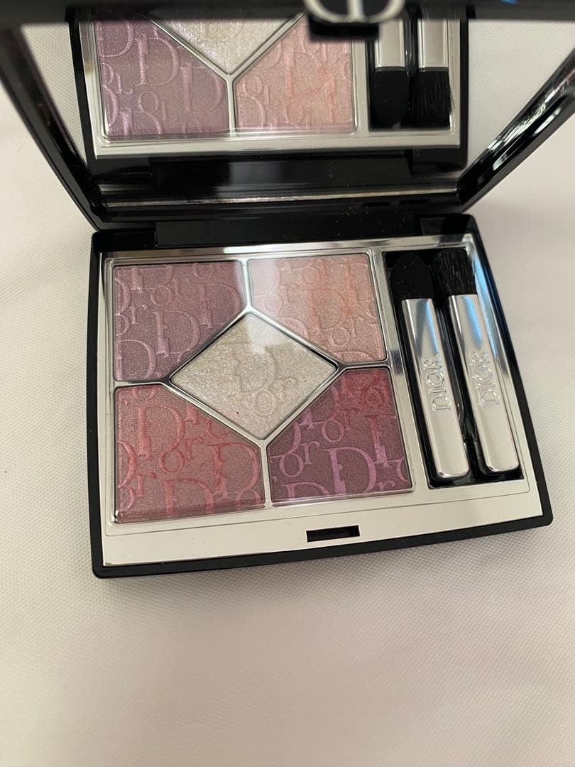 Dior アイシャドウ　ピンクロリポップ