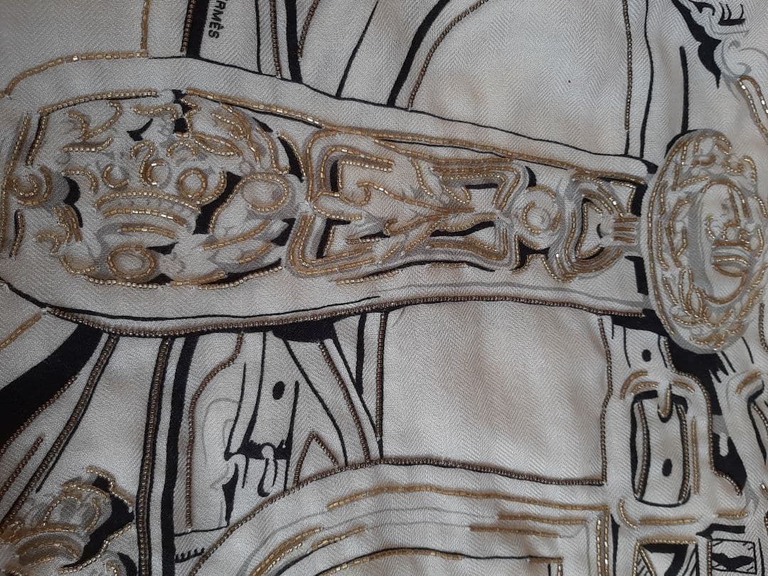 美品 エルメスカシミヤシルク140ビジューショール スカーフ 紙タグ 箱